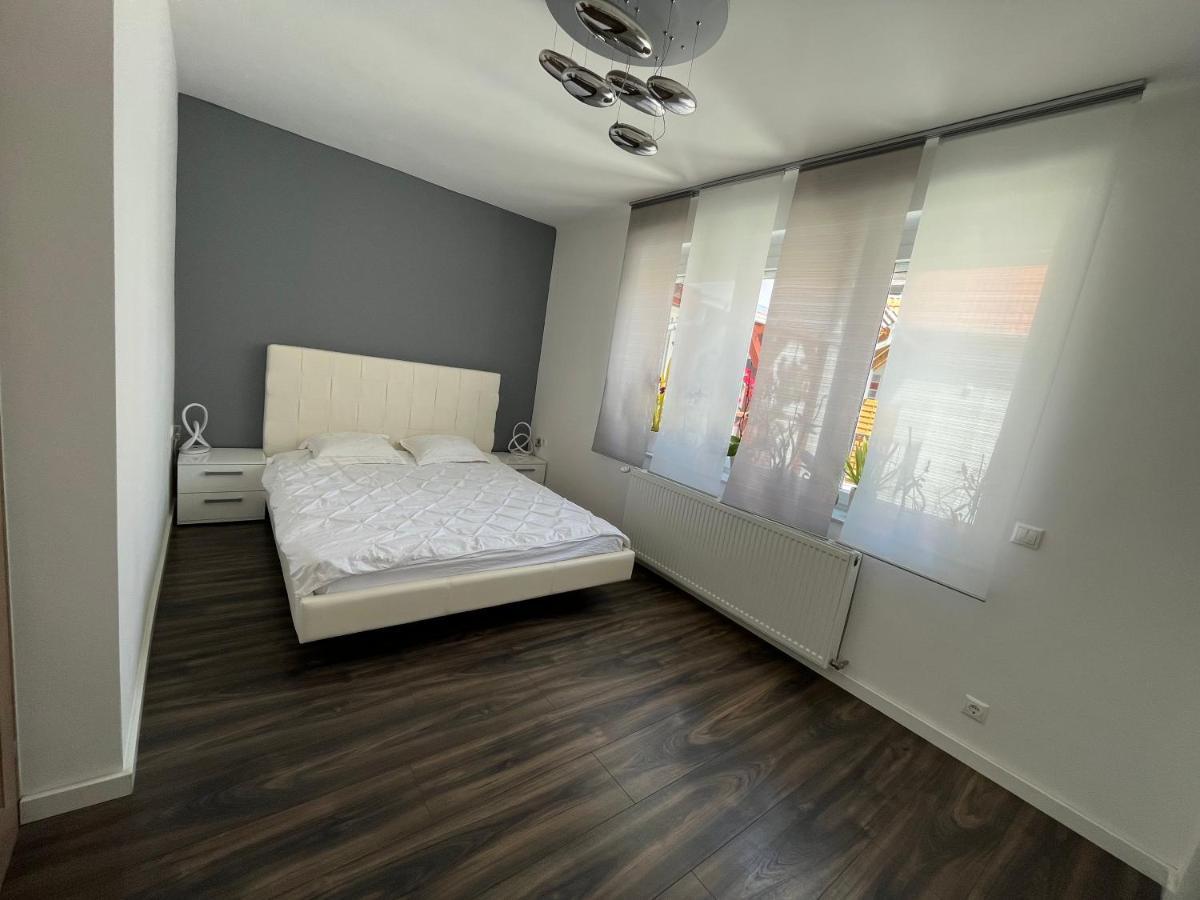 Bagoly Apartman Eğri Dış mekan fotoğraf